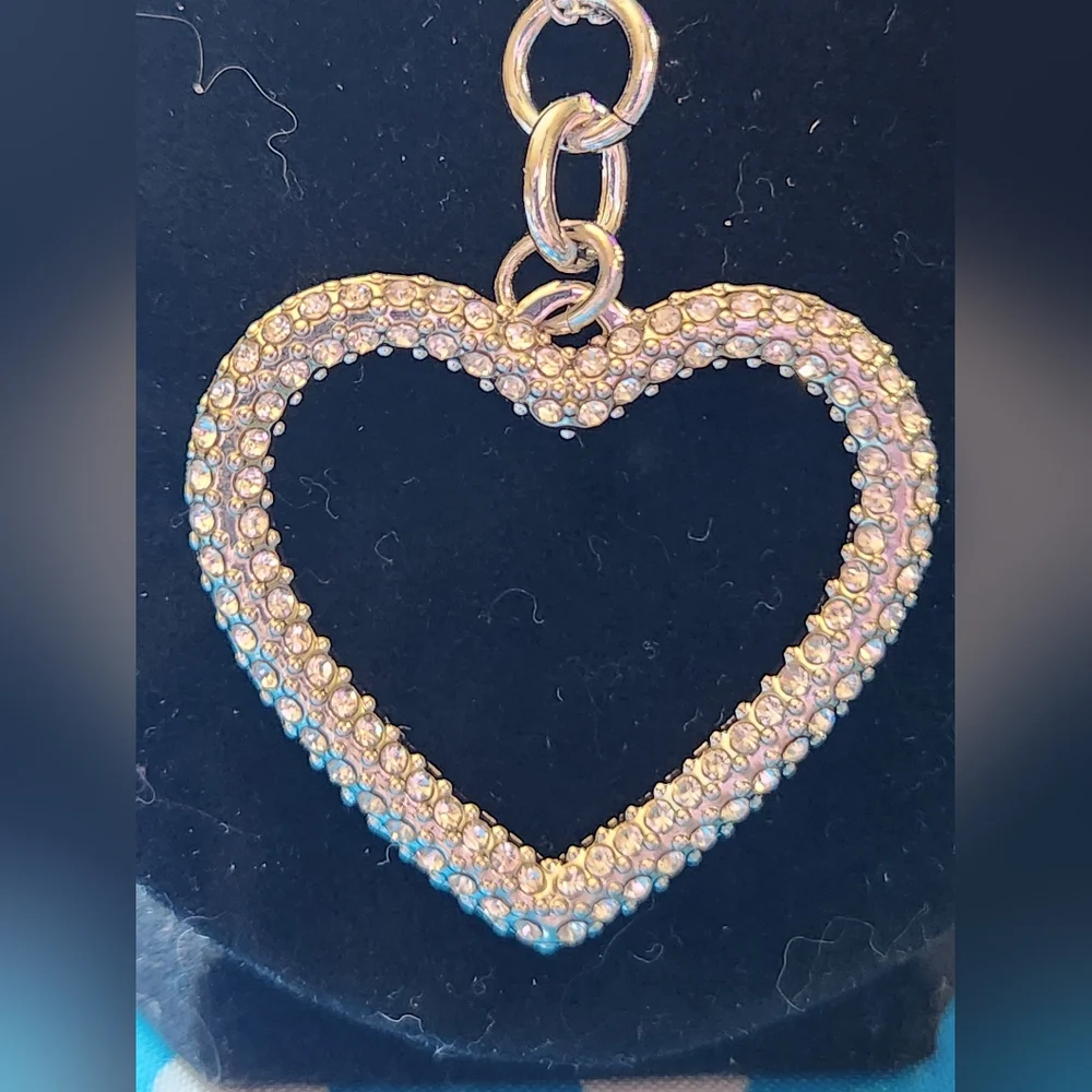 Swarovski Elements Necklace Crystals Heart Pendant Silver Tone NWOT